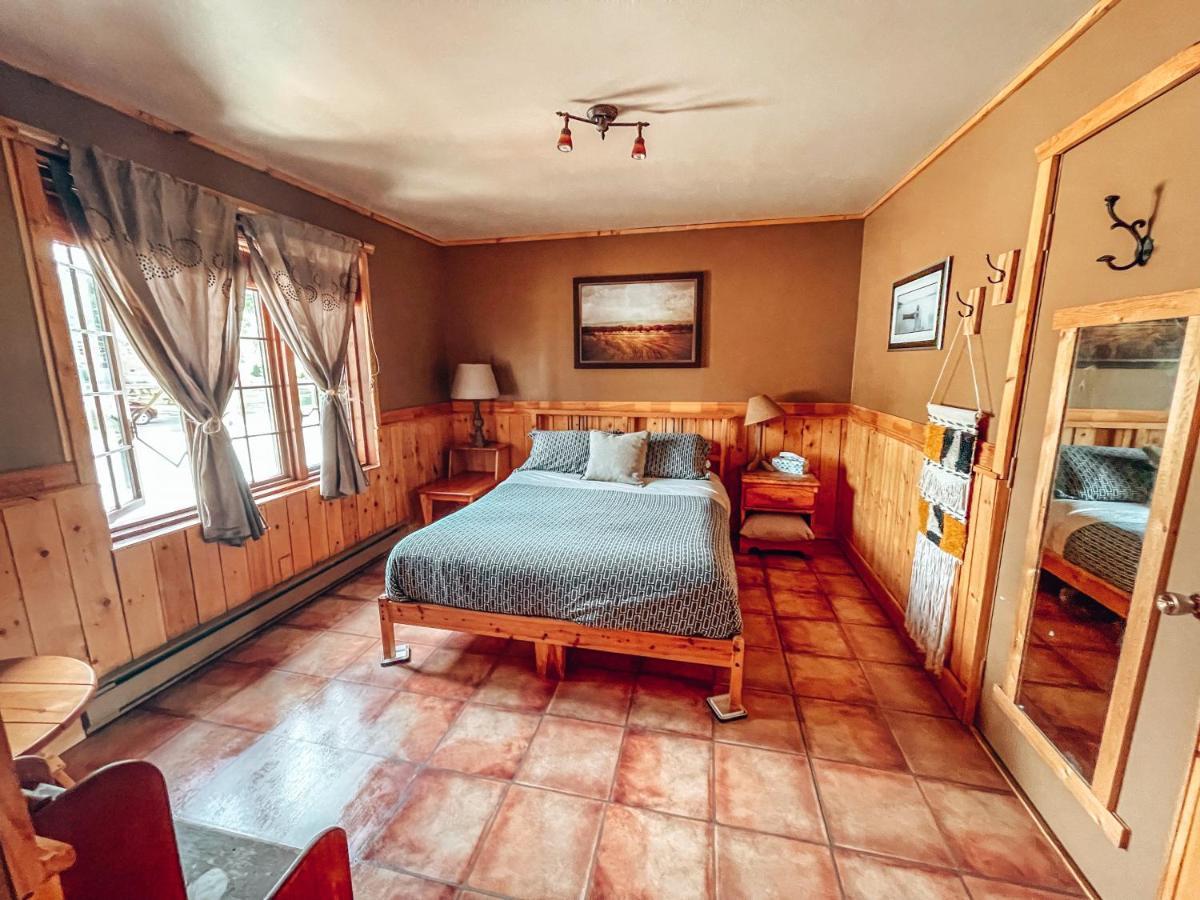 Gite B&B Du Village แซงต์มาติเยอดูปาร์ก ภายนอก รูปภาพ
